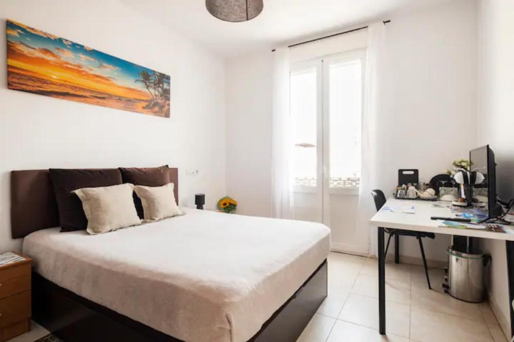 Room With Private Bathroom And Balcony Nearby The Mercado Central, Center And Beach Alicante Esterno foto